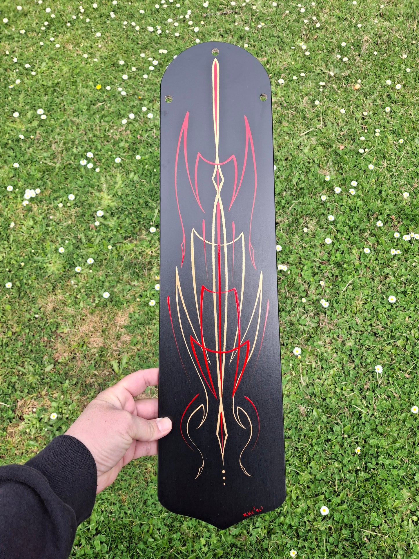 A Pinstriped Fan Blade with Red & Tan